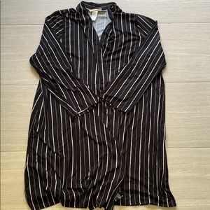 𝚂𝚝𝚛𝚒𝚙𝚎𝚍 𝙺𝚒𝚖𝚘𝚗𝚘